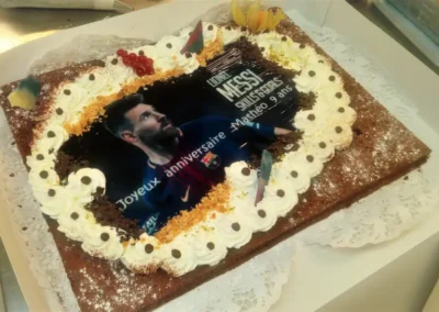 Brownies 10 12 parts avec photo de Messi