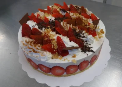 Fraisier 6 8 parts (4)