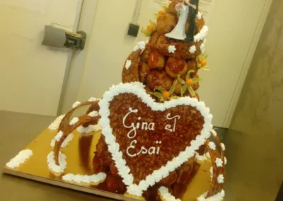 Pièce montée choux et nougatine