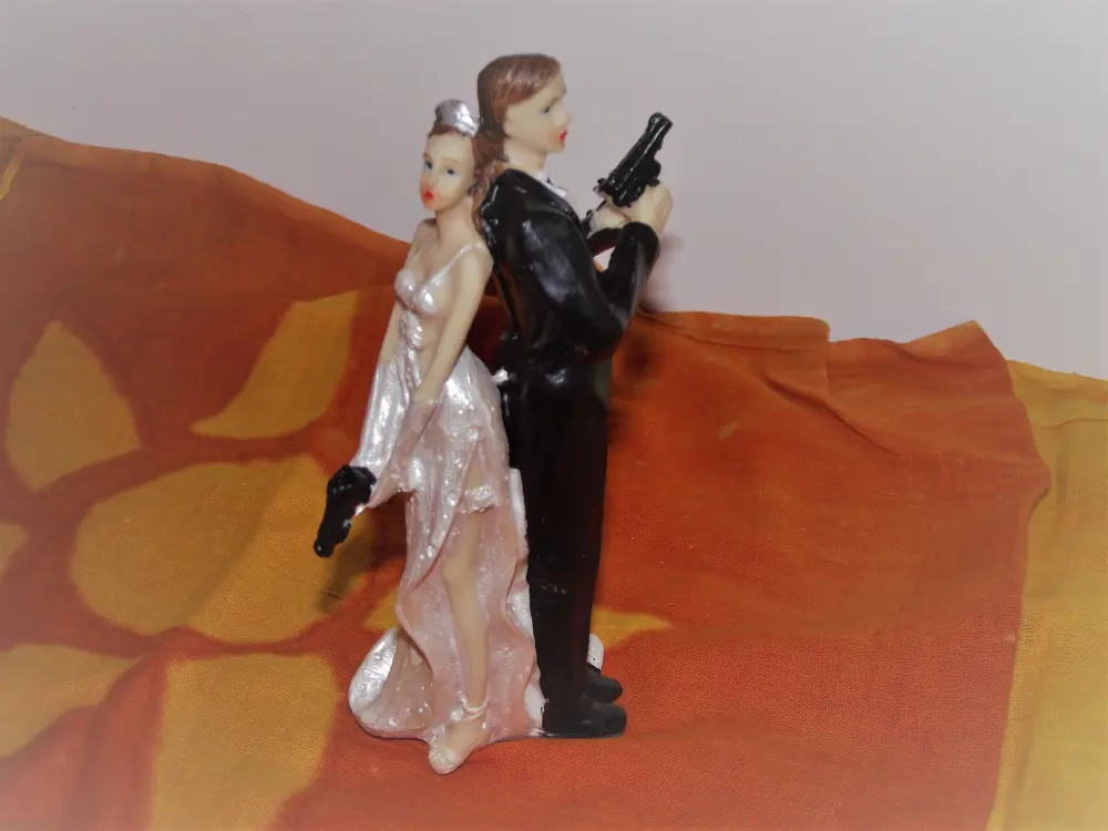 Couple agent secret.