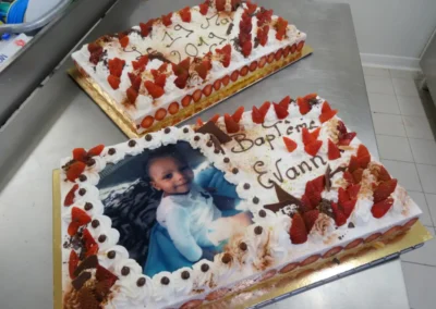 Deux fraisiers 20 24 parts et photo famille