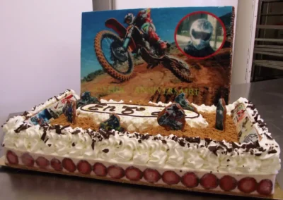 Fraisier 20 24 thème moto cross