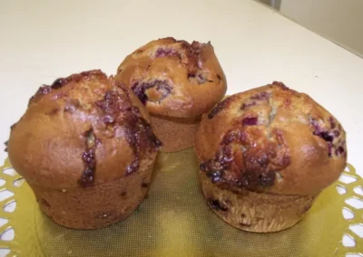 Muffins chocolat blanc framboise.