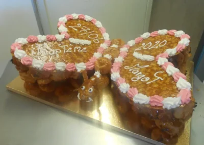 Pièce montée choux et nougatine en papillon