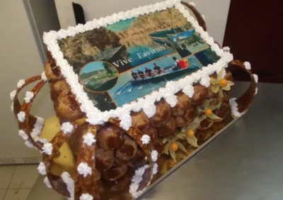 Pièce montée choux et nougatine thème aviron