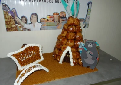 Pièce montée thème tipi avec photo