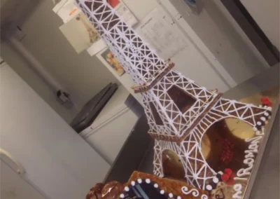 Pièce montée tour eiffel + photo.