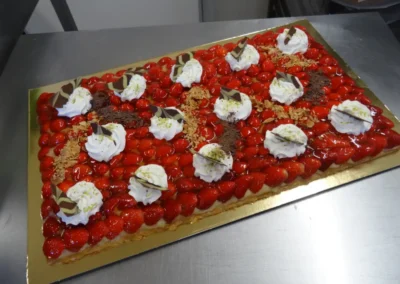 Tarte aux fraises 20 24 parts (3)
