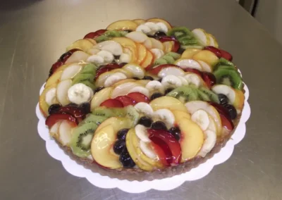 Tarte aux fruits frais 10 12 parts.